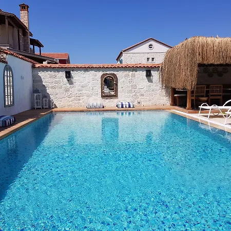 Lilaverde Alacati Bed & Breakfast *