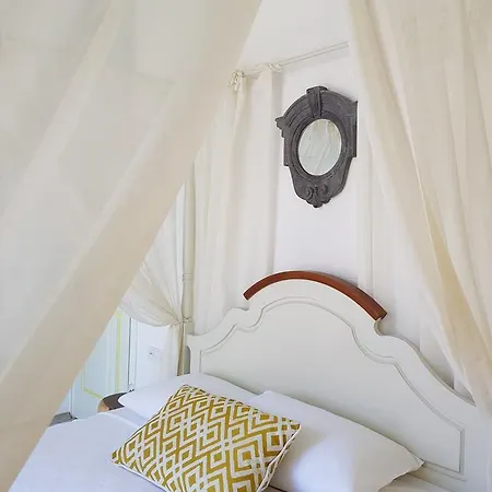 Lilaverde Alacati Bed & Breakfast *
