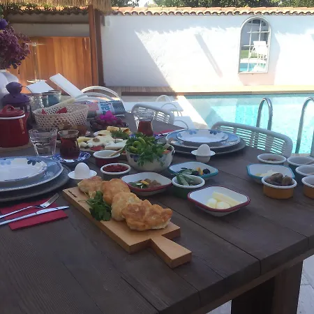 Lilaverde Alacati Bed & Breakfast Izmir